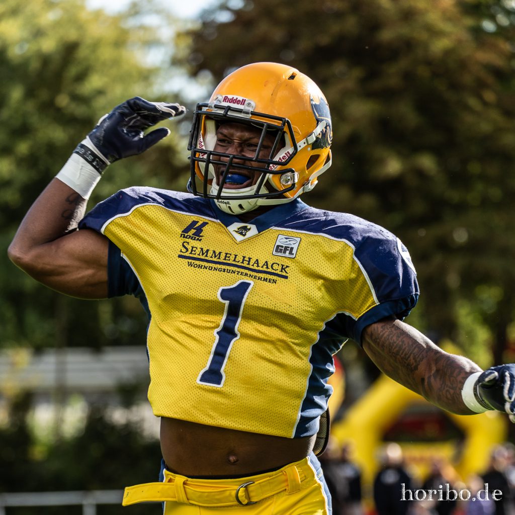 Pirates_vs_Panther_191005-034