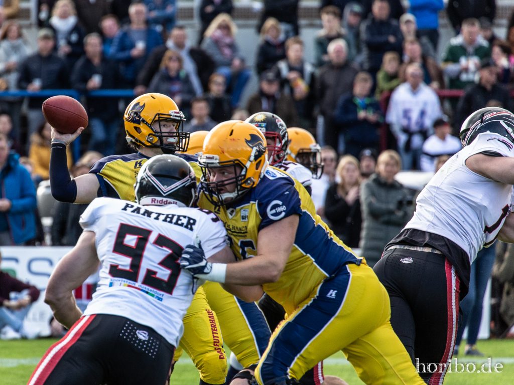 Pirates_vs_Panther_191005-054