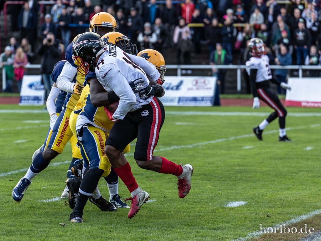 Pirates_vs_Panther_191005-061