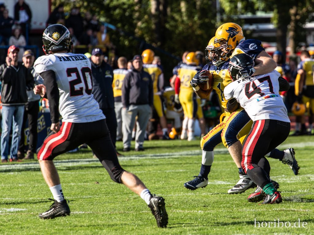 Pirates_vs_Panther_191005-071