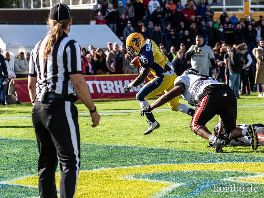 Pirates_vs_Panther_191005-078