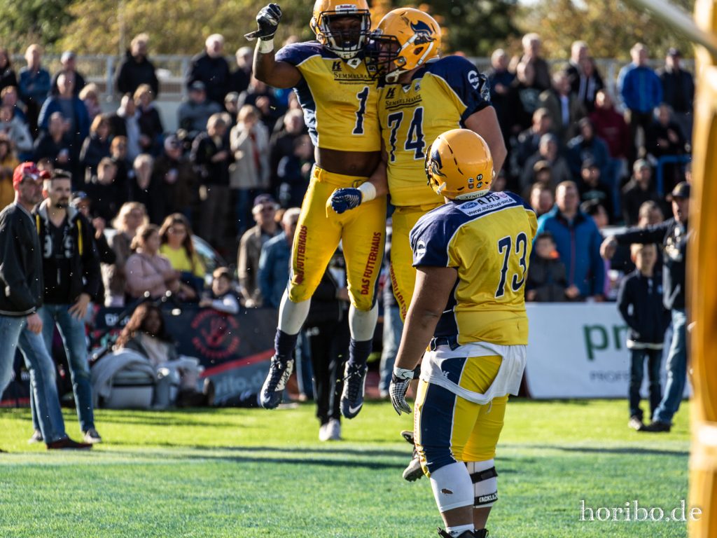 Pirates_vs_Panther_191005-079