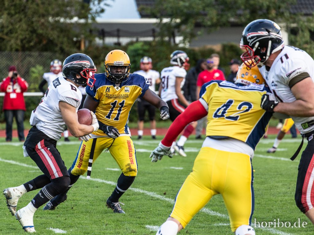 Pirates_vs_Panther_191005-088