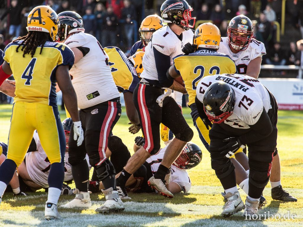 Pirates_vs_Panther_191005-100