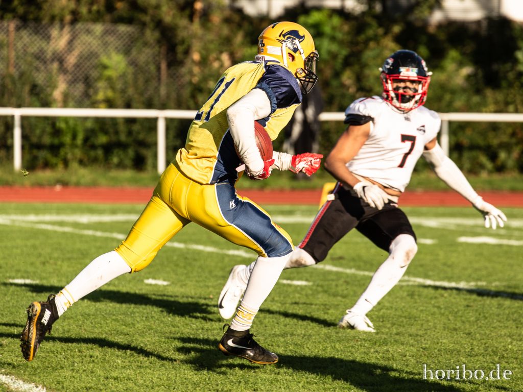 Pirates_vs_Panther_191005-106