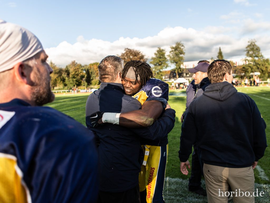 Pirates_vs_Panther_191005-112