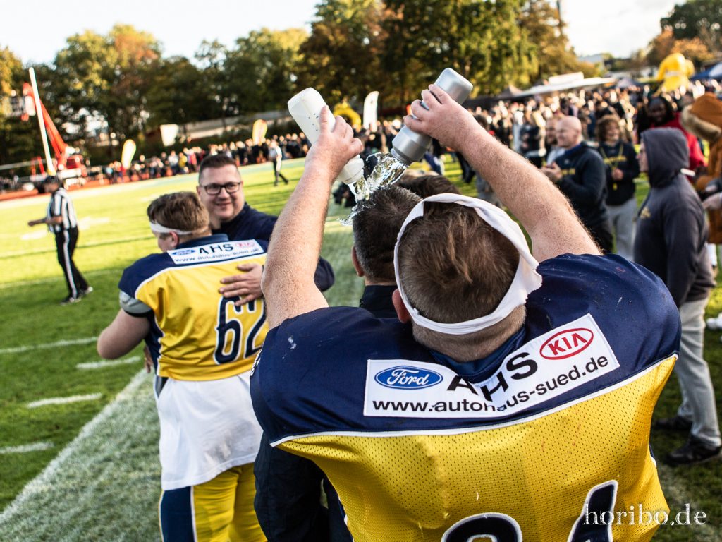 Pirates_vs_Panther_191005-113