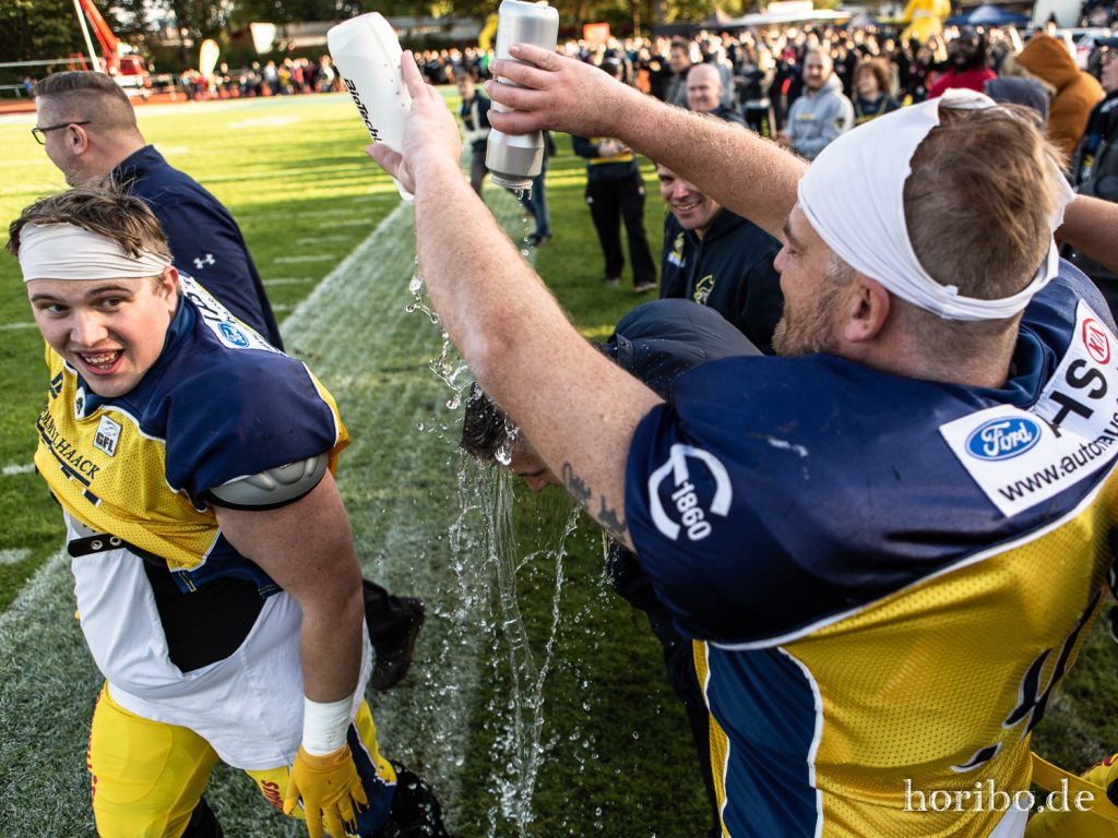 Pirates_vs_Panther_191005-115