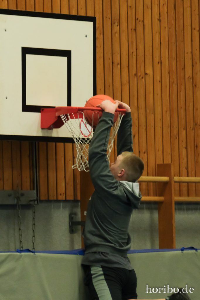 HR-20-03-07-14-02-52-1052