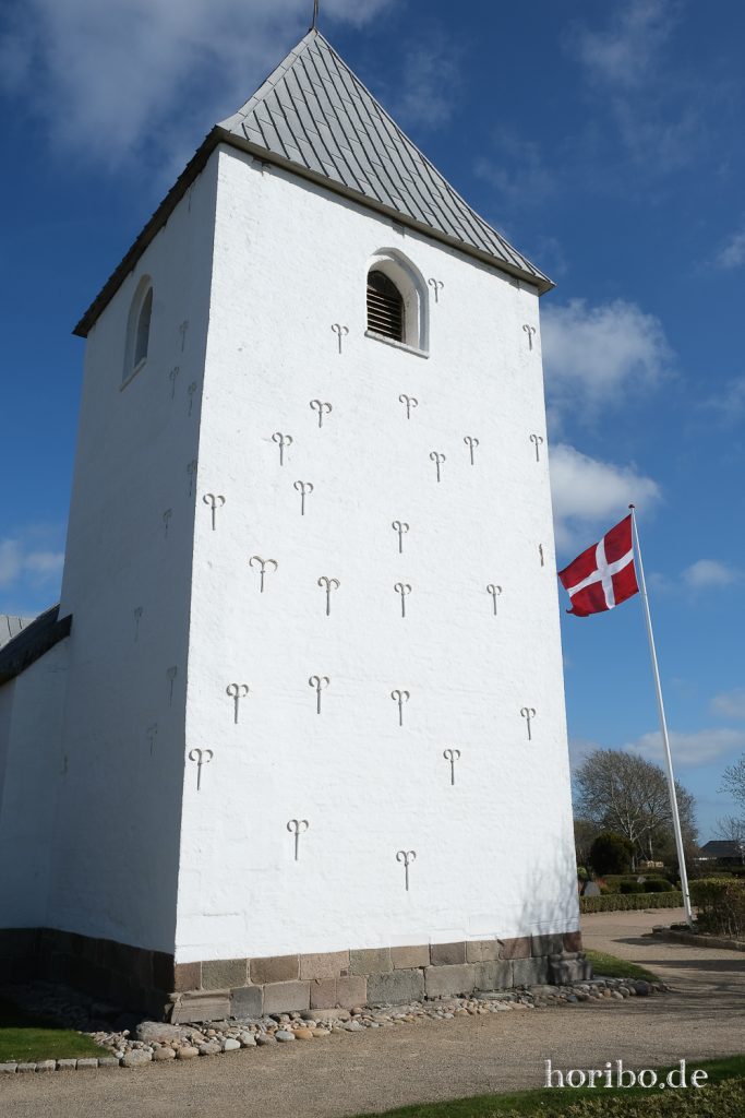 HR-22-04-28-16-44-20-4253