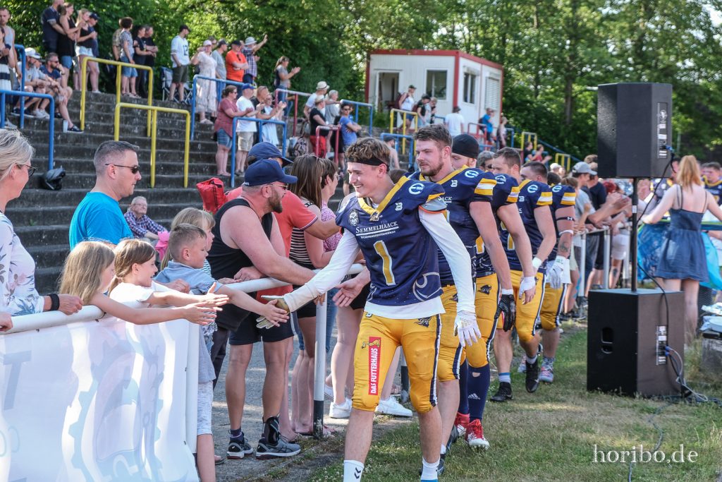 HR-22-06-25-17-44-52-7476