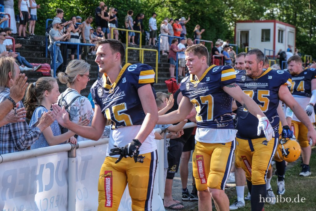 HR-22-06-25-17-45-08-7504