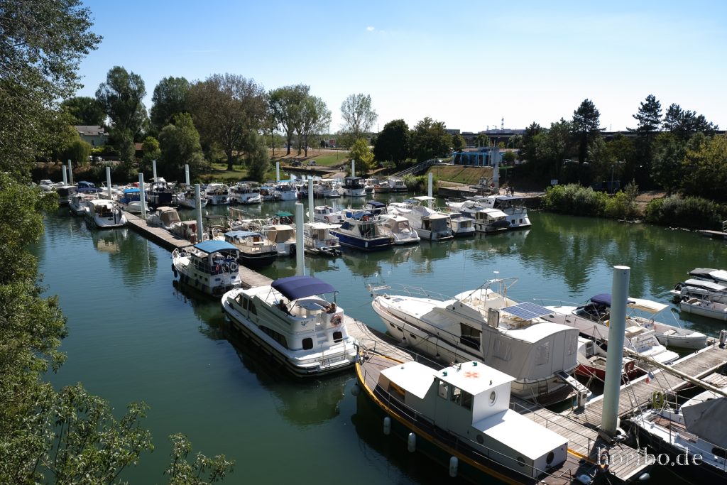 042_HR-22-09-04-12-42-40-0551