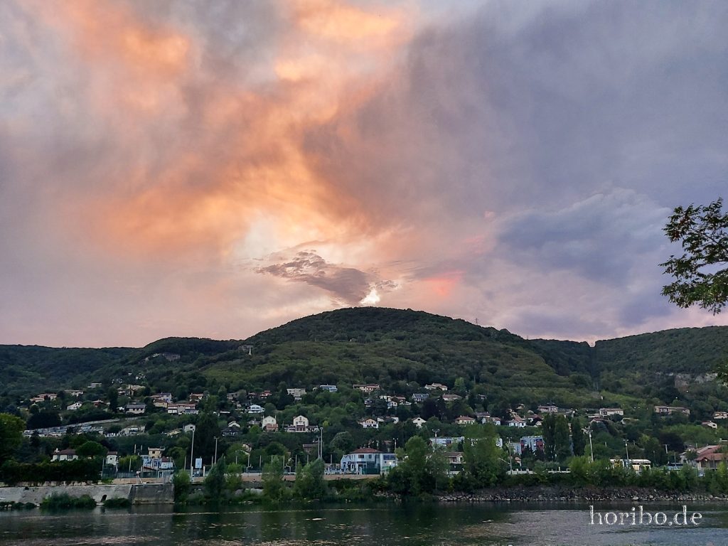 101_HR-22-09-05-20-16-37-201637