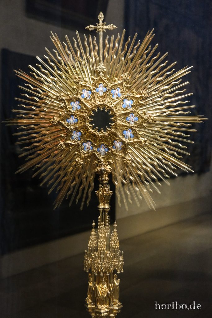 156_HR-22-09-06-11-02-38-1043