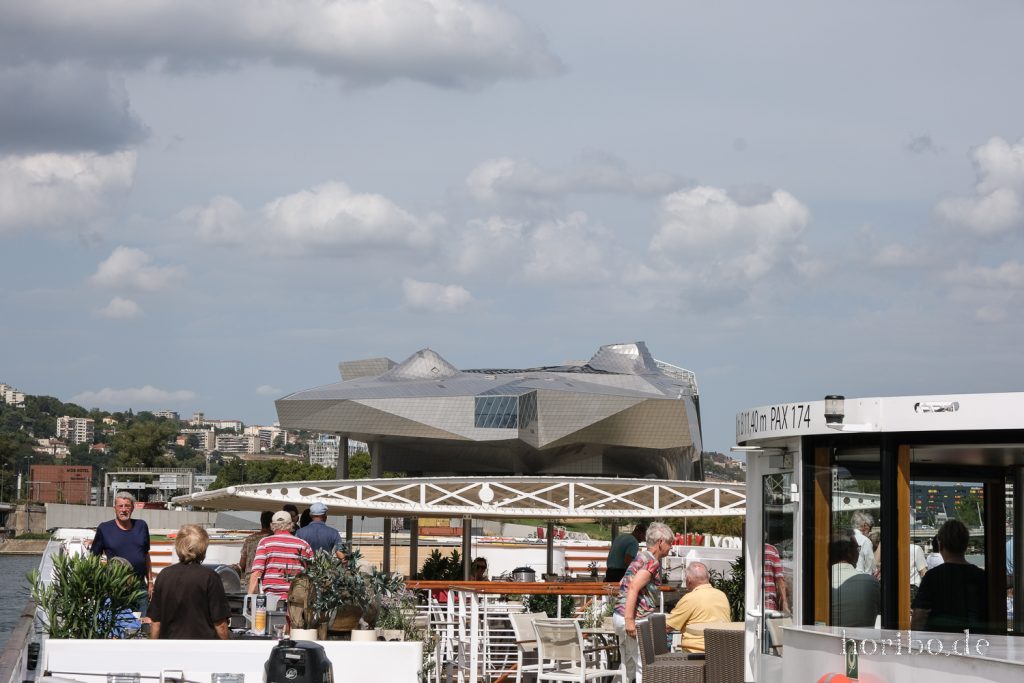 172_HR-22-09-06-14-12-22-1108