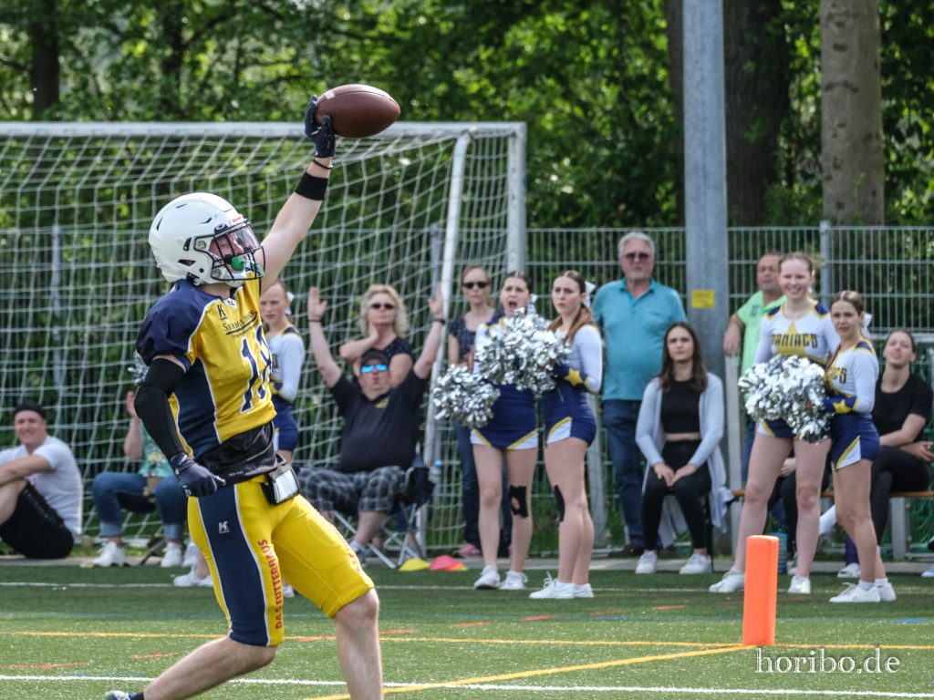 HR-23-05-21-16-09-17-9759