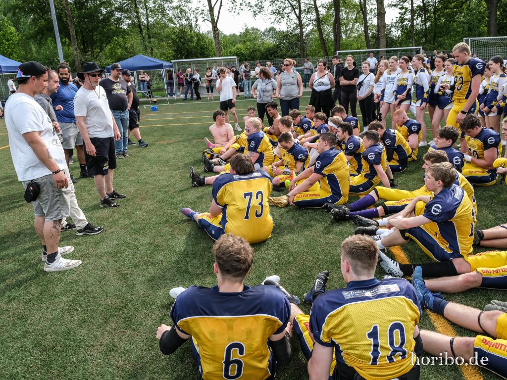 HR-23-05-21-17-23-15-0326