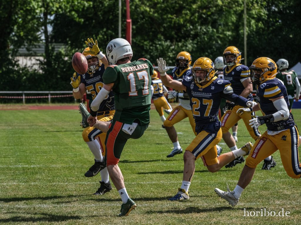 HR-23-06-03-15-39-48-0685