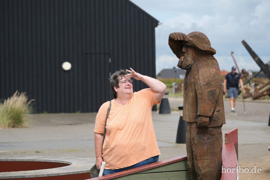 HR-23-08-27-13-46-01-8084