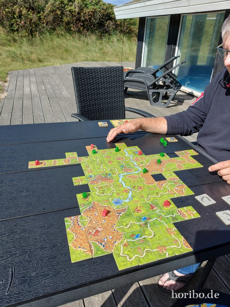 HR-23-08-28-12-17-12-121712