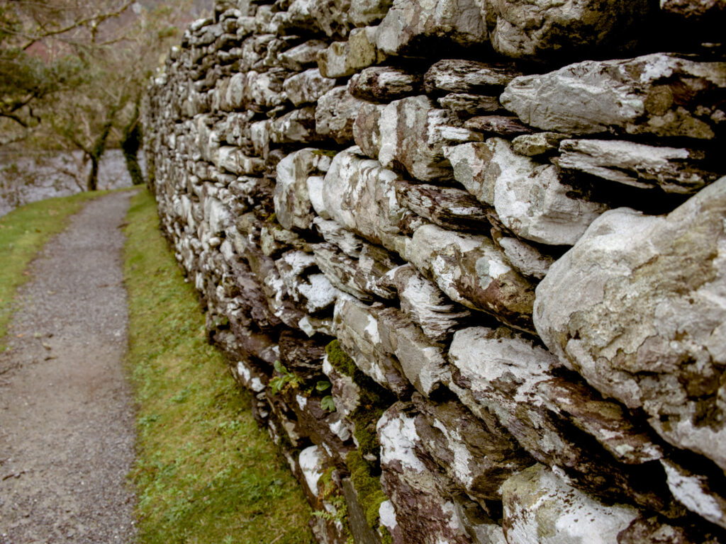 kein Sand, kein Mörtel. Hält seit 1645